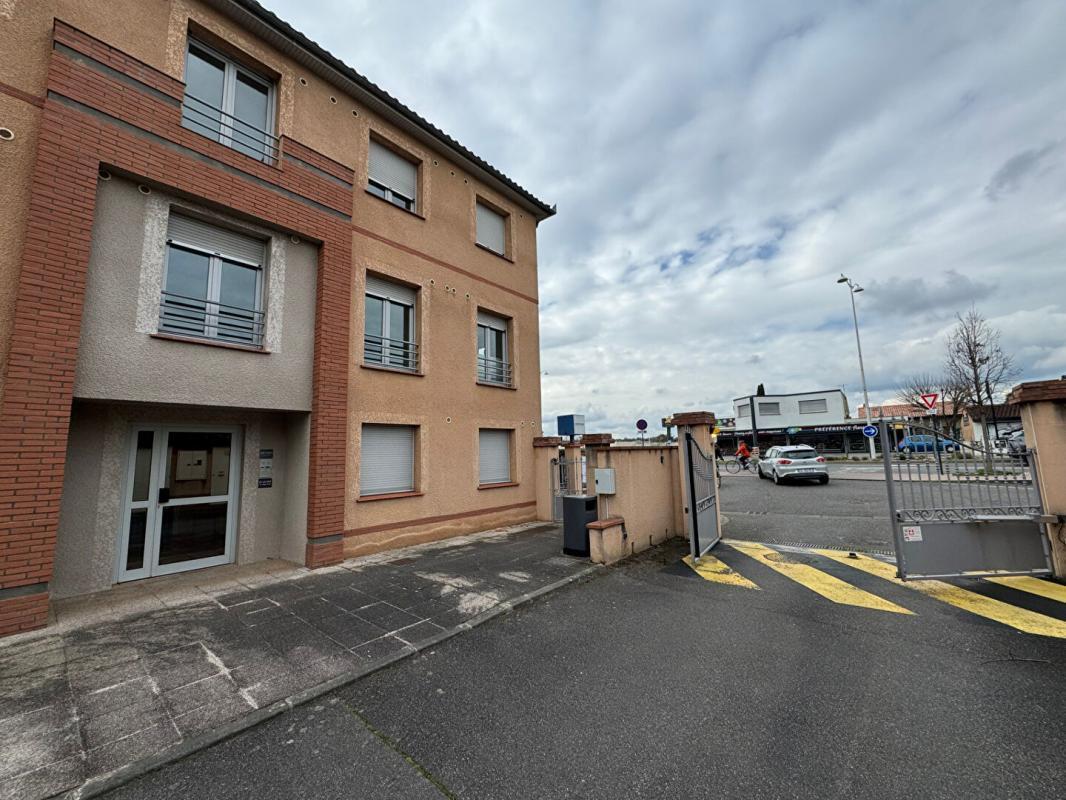Office in Tournefeuille to rent Building Photo- Image 1 of 8