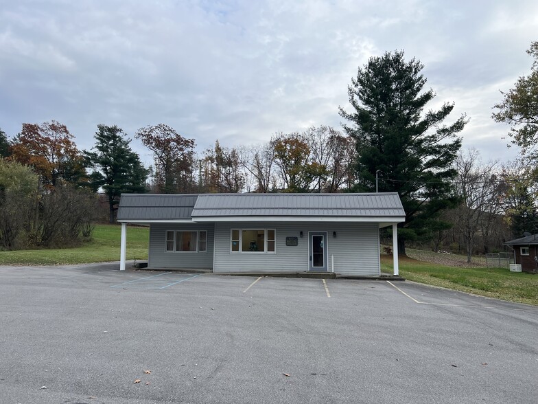 2285 Kittanning Pike, Parker, PA for sale - Building Photo - Image 1 of 17