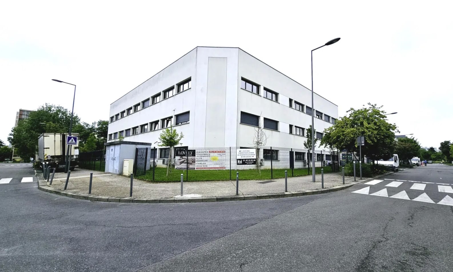 12 Avenue De L'Europe, Villiers-le-Bel to rent Primary Photo- Image 1 of 3