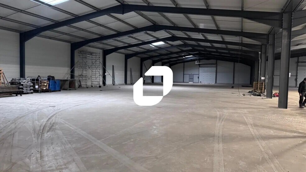 15 Rue Saint Exupéry, Haguenau to rent - Interior Photo - Image 3 of 15