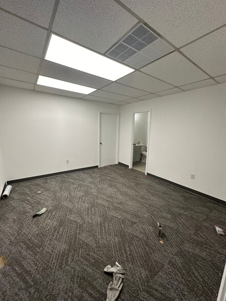 452 Hyatt St, Gaffney, SC for rent - Interior Photo - Image 3 of 21