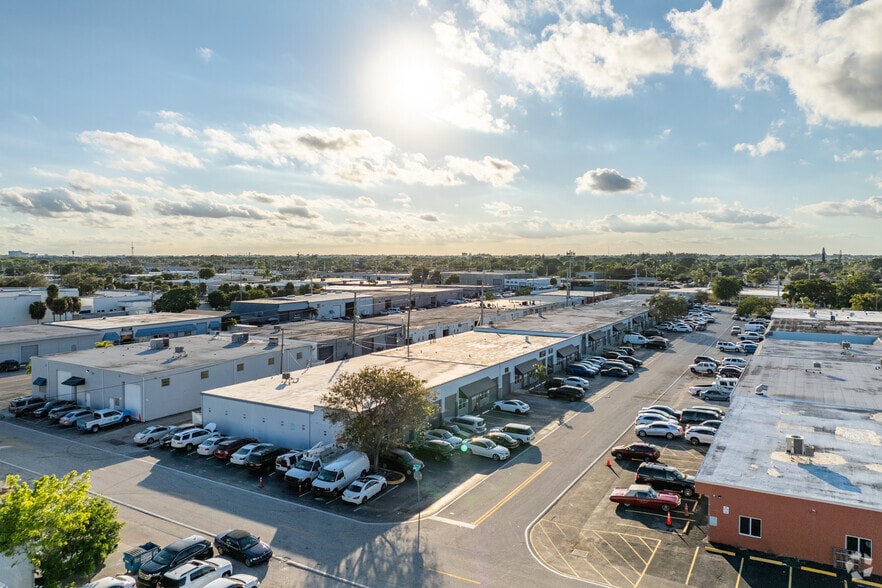 400-650 NE 27th St, Pompano Beach, FL for rent - Aerial - Image 3 of 4