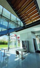 66 Chemin Du Moulin Carron, Dardilly to rent Interior Photo- Image 2 of 6