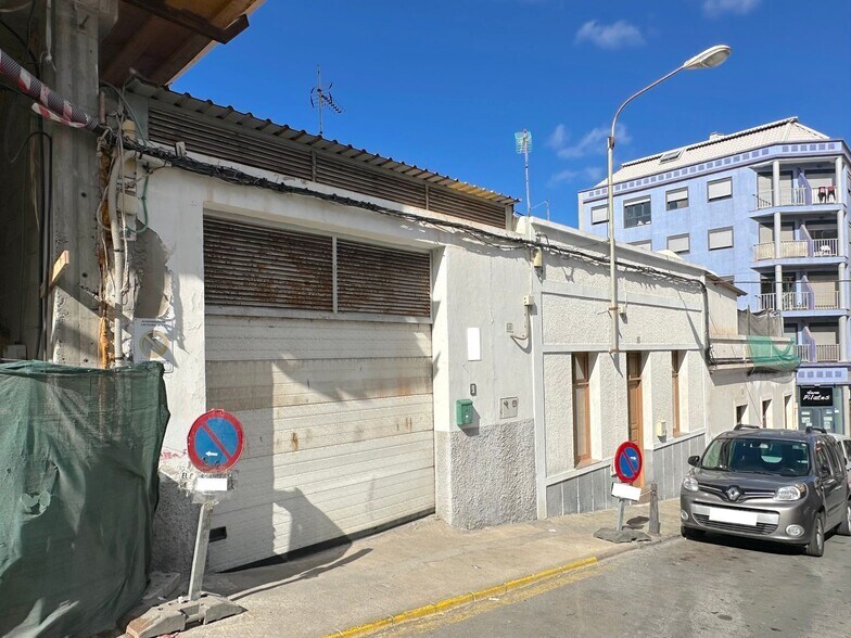 Luchana, 40, Las Palmas de Gran Canaria, Las Palmas for sale - Building Photo - Image 1 of 22