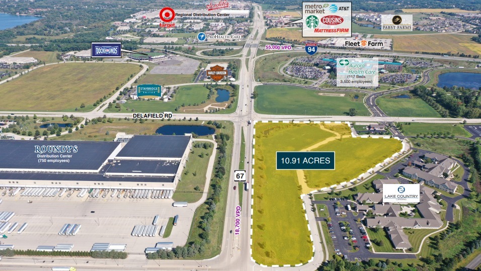 N Summit Ave, Oconomowoc, WI for sale - Building Photo - Image 1 of 1