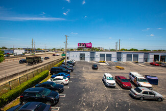 More details for 6100 - 6112 NW 74 Avenue, Miami, FL - Industrial for Rent