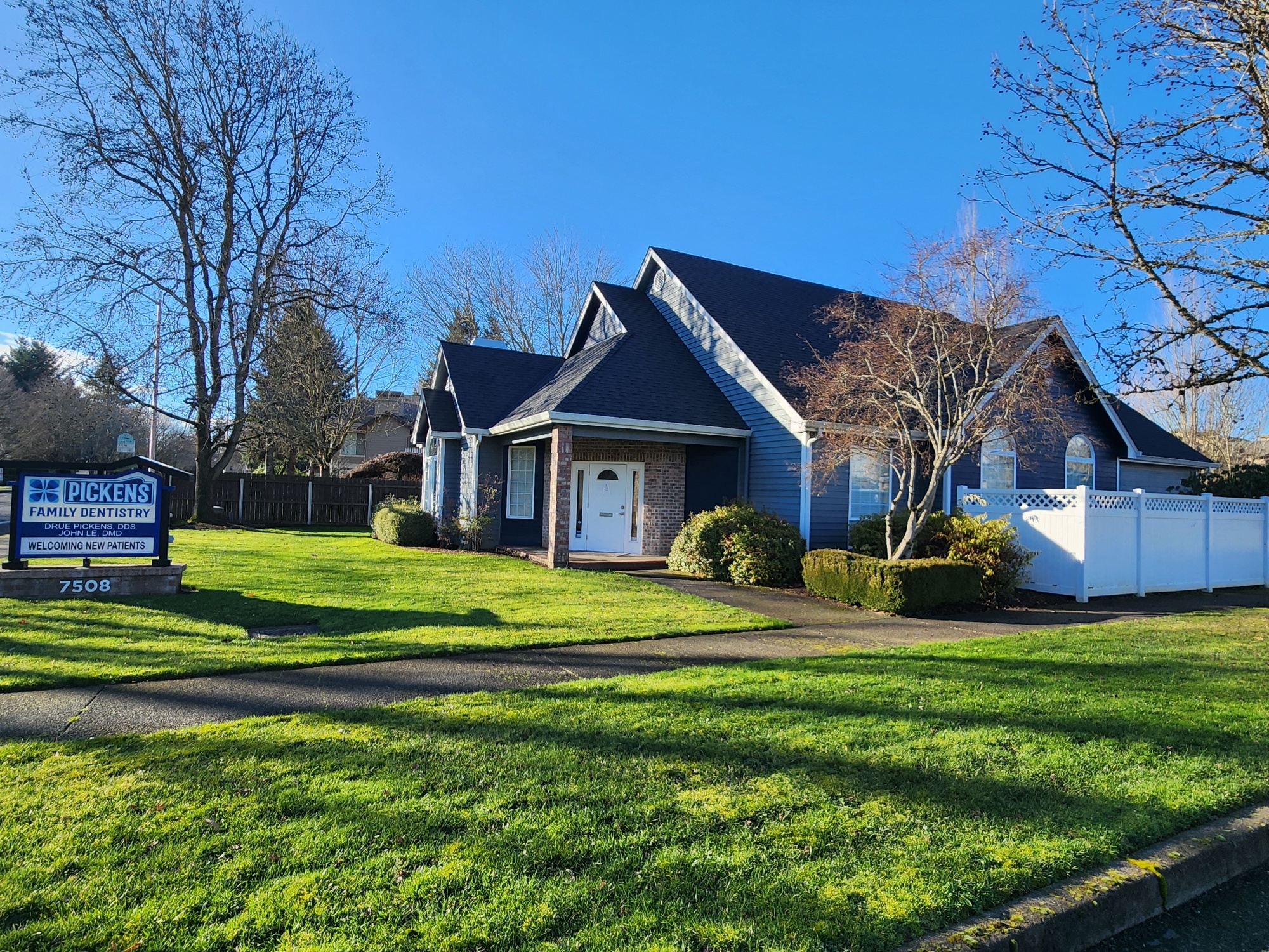 7508 NE Vancouver Mall Dr, Vancouver, WA for sale Building Photo- Image 1 of 1