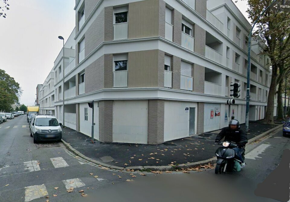 Retail in Noisy Le Sec for sale Building Photo- Image 1 of 2