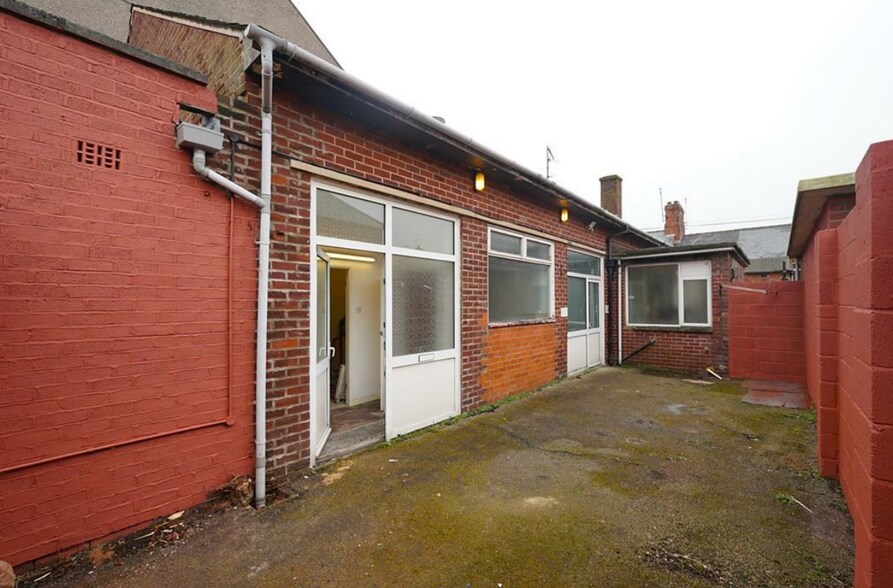24 Nelson St, Barrow In Furness for sale - Building Photo - Image 3 of 10