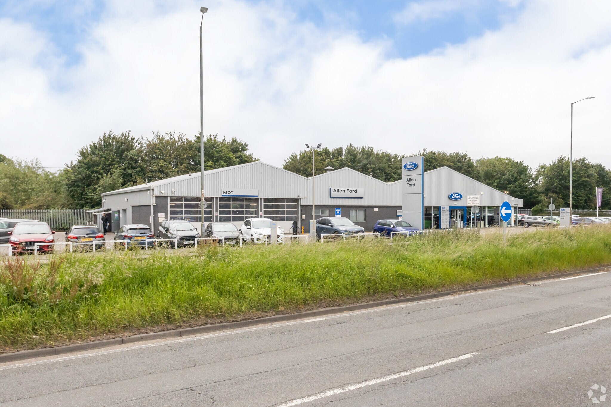 Leicester Rd, Rugby for sale Building Photo- Image 1 of 1