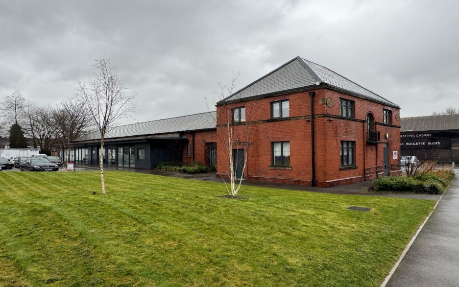 Cromwell Rd, Salford for sale - Building Photo - Image 2 of 6
