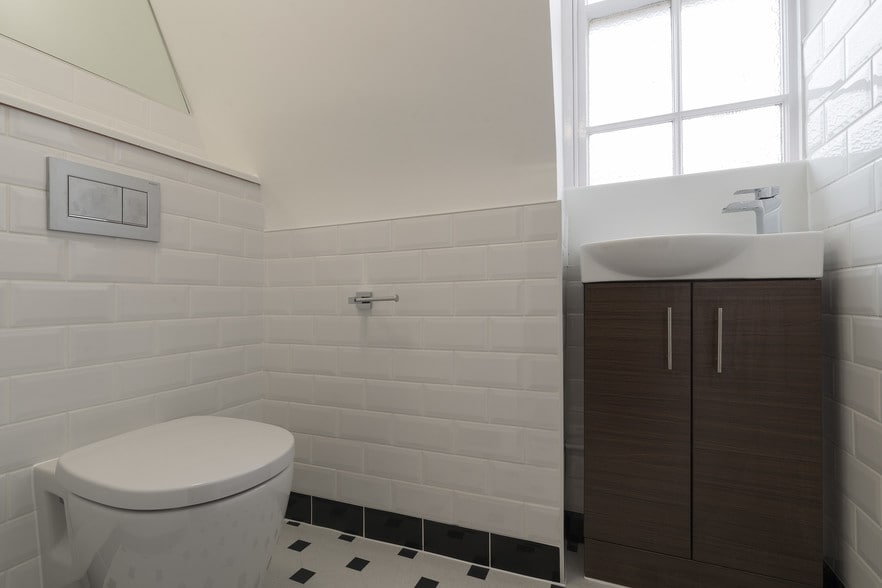 9 South Molton St, London to rent - Interior Photo - Image 3 of 9