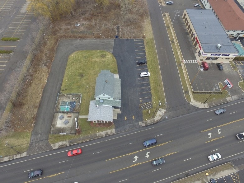 7560 Niagara Falls Blvd, Niagara Falls 14304 UK