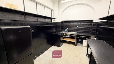 1-8 Victoria St, Derby to rent Interior Photo- Image 2 of 4