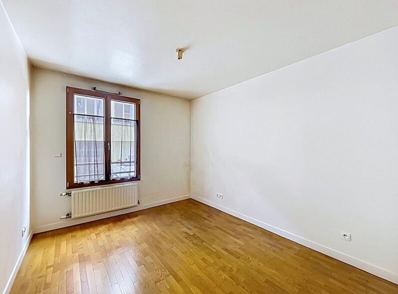 Office in Lyon for sale - Interior Photo - Image 3 of 7