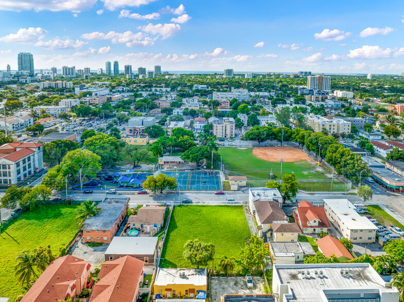 745 SW 3rd St, Miami, FL for sale - Aerial - Image 3 of 11