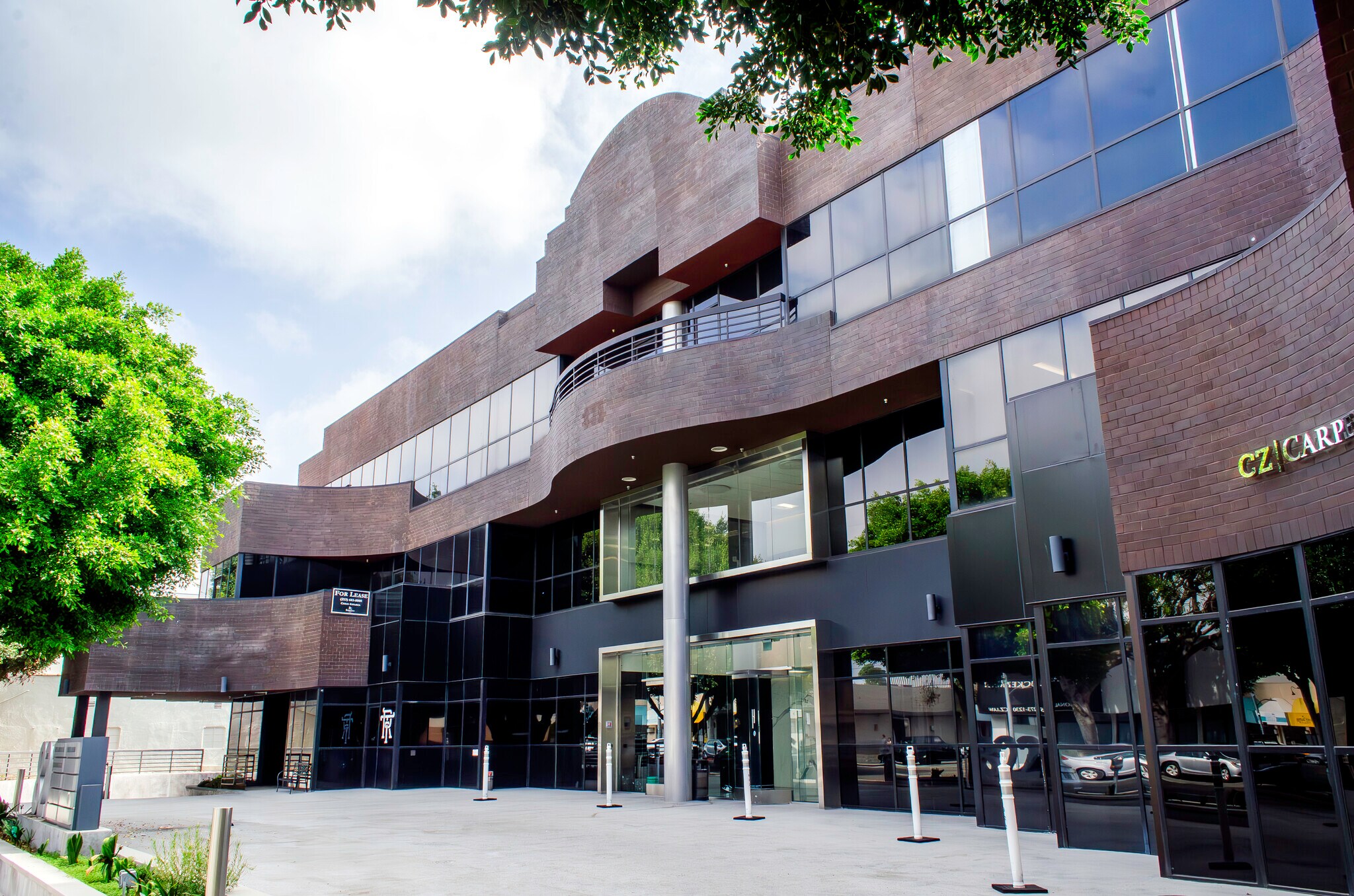 822 S Robertson Blvd, Los Angeles, CA to rent Building Photo- Image 1 of 6