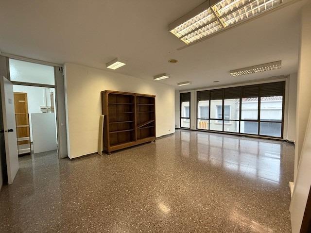 Office in Sabadell, Barcelona to rent Interior Photo- Image 1 of 9