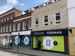 High St, Salisbury to rent Building Photo- Image 1 of 1