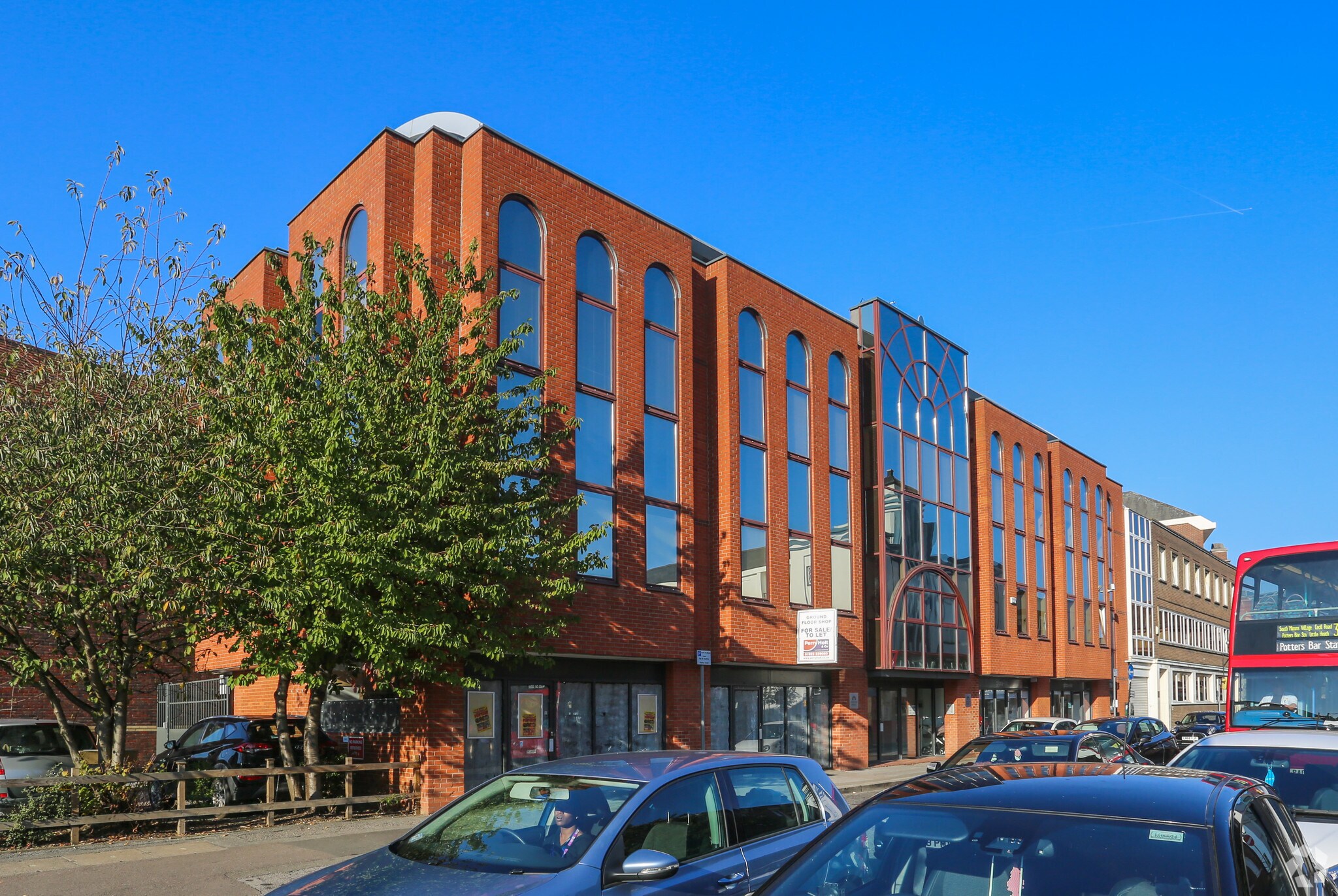 24-30 King St, Watford for sale Primary Photo- Image 1 of 1