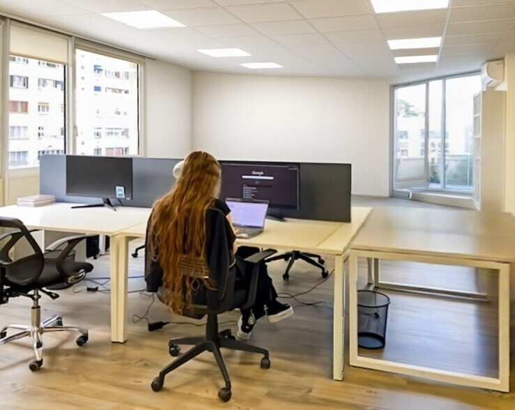 Office in Boulogne-Billancourt to rent - Building Photo - Image 3 of 6
