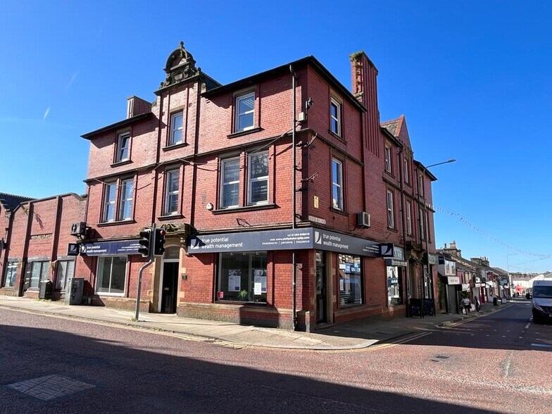 32 Lee Ln, Bolton for sale - Primary Photo - Image 1 of 1