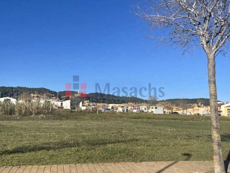 Land in Mont-ras, Gerona for sale - Building Photo - Image 2 of 7