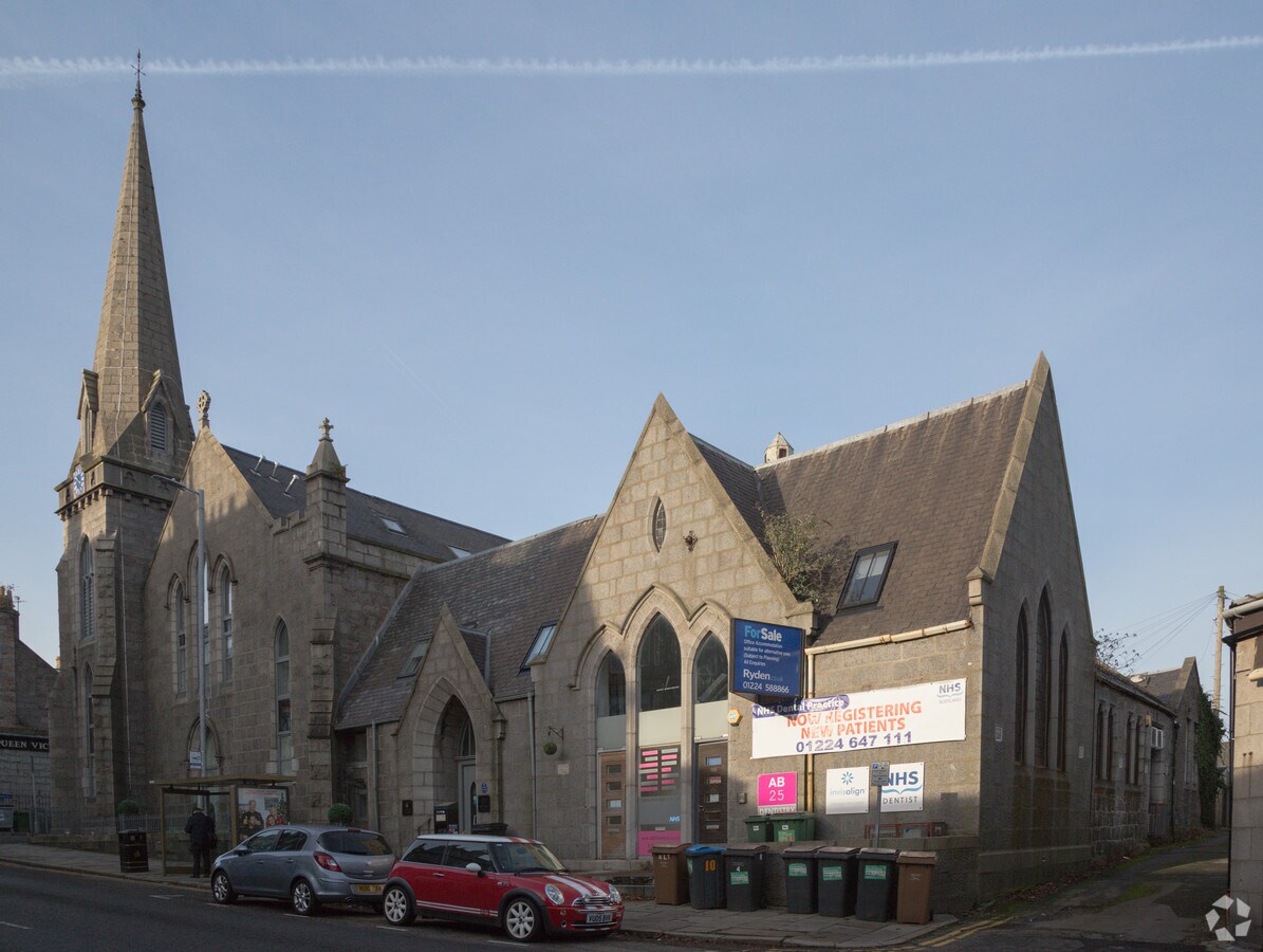 116 Rosemount Pl, Aberdeen AB25 2YW UK