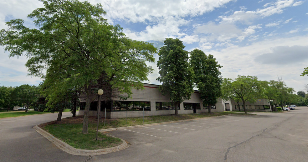 1400-1410 Energy Park Dr, Saint Paul, MN for rent - Building Photo - Image 1 of 5