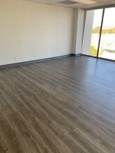 15720 Ventura Blvd, Encino, CA to rent Interior Photo- Image 2 of 6