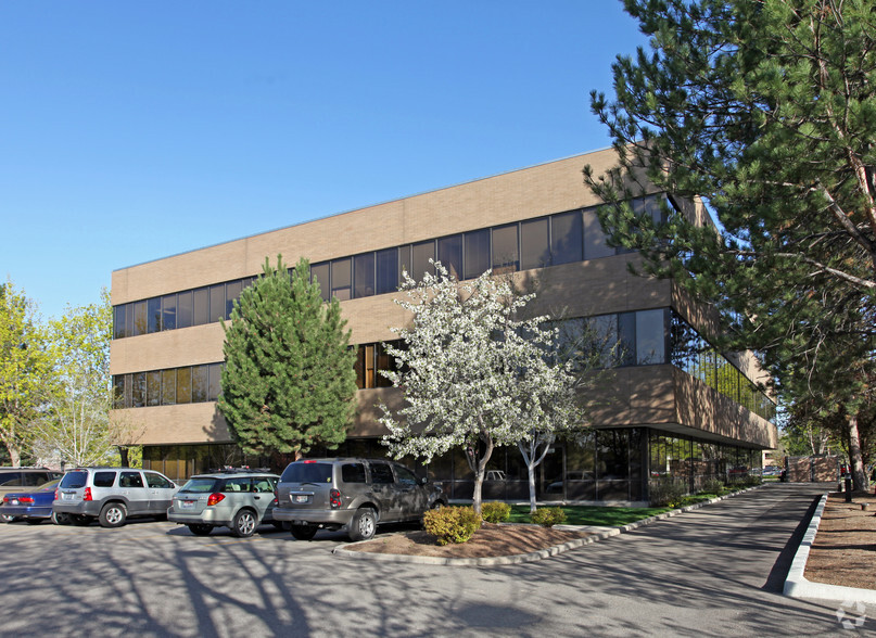 380 E Parkcenter Blvd, Boise, ID for sale - Primary Photo - Image 1 of 1