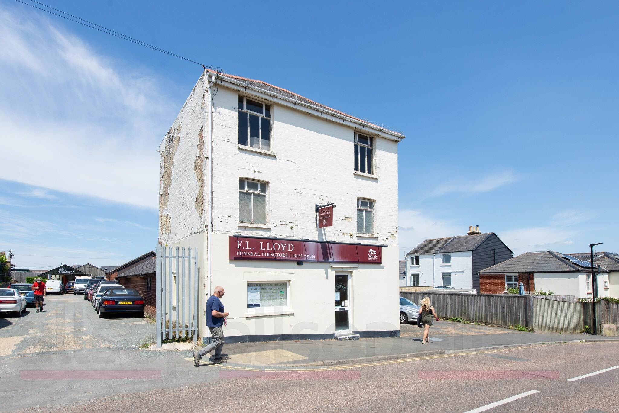 19A Bridge Rd, Cowes for sale Building Photo- Image 1 of 1