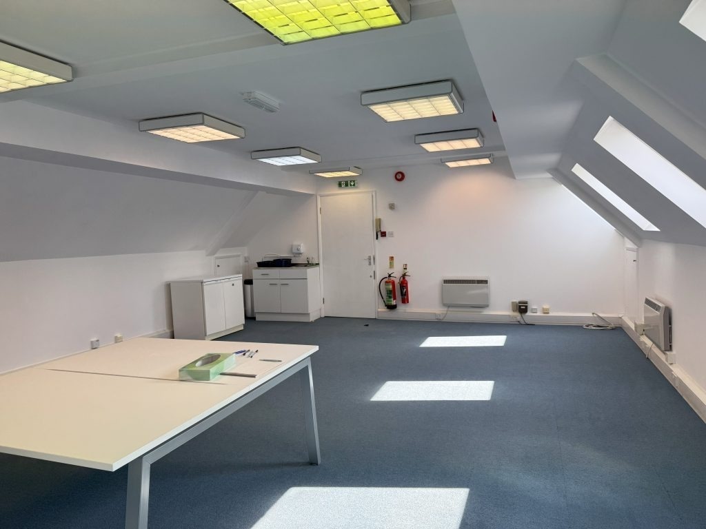 High St, Seal, KEN TN15 0EG - Unit 2 -  - Interior Photo - Image 1 of 4