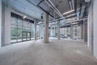 1725 Village Ln, Far Rockaway, NY to rent Interior Photo- Image 2 of 3