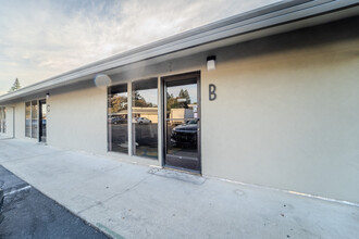 1548 Poole Blvd, Yuba City, CA for rent Building Photo- Image 1 of 7