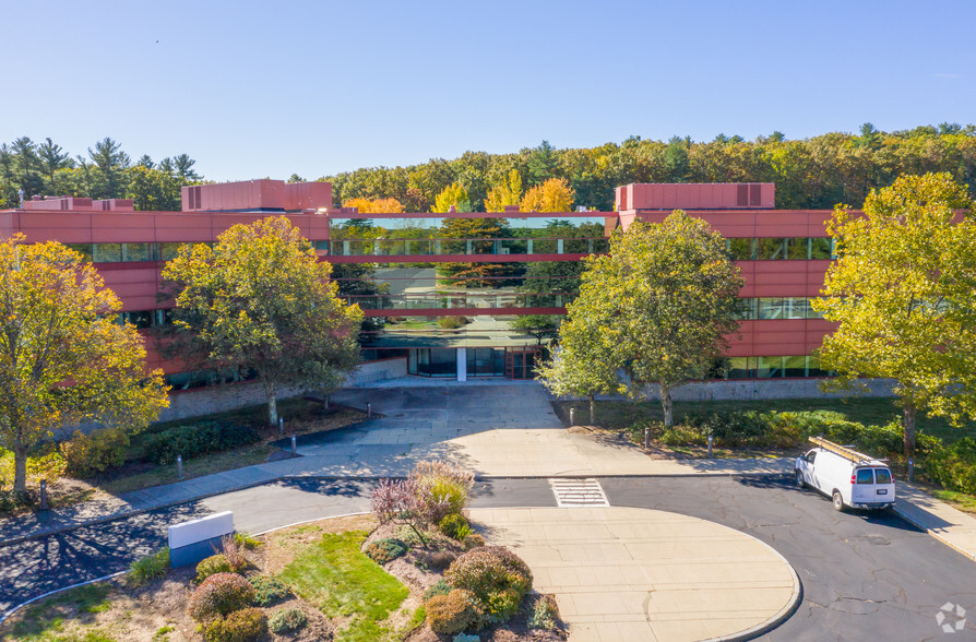 111 Powdermill Rd, Maynard, MA for sale - Primary Photo - Image 1 of 1