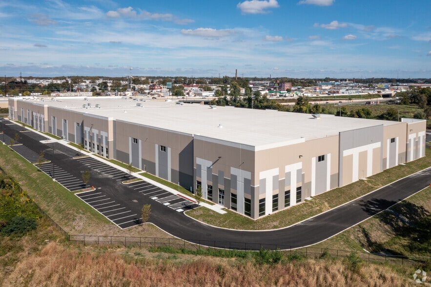 7071 Milnor St, Philadelphia 19135