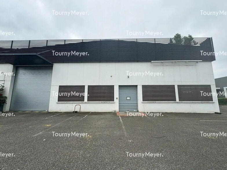 Office in Toulouse to rent - Building Photo - Image 1 of 9