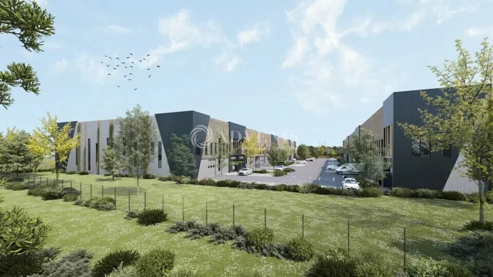 Light Industrial in Wissous to rent Building Photo- Image 1 of 5