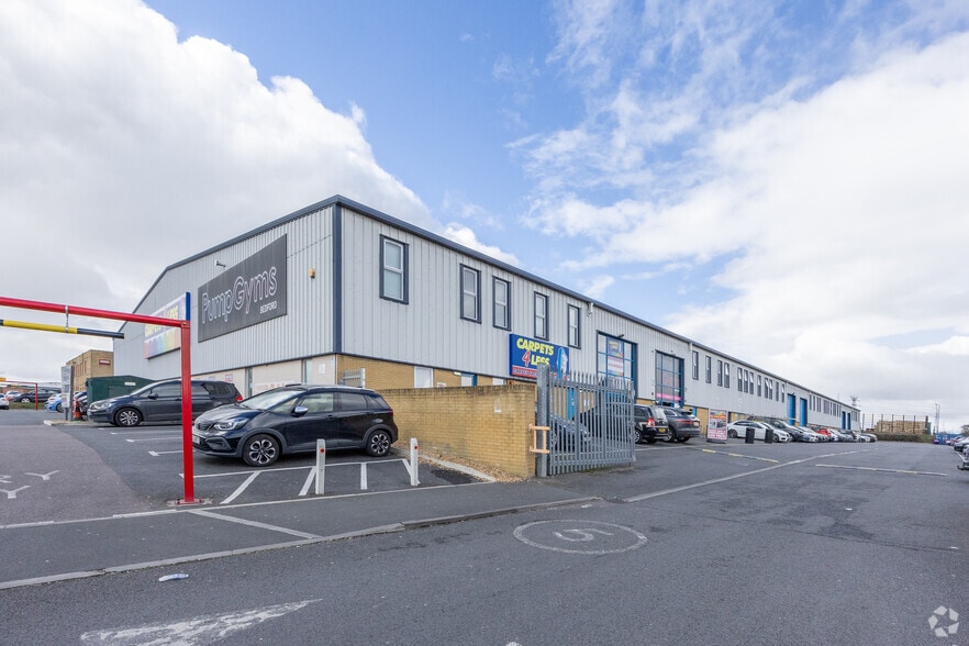 1-6 Caxton Rd, Bedford for sale - Primary Photo - Image 1 of 1