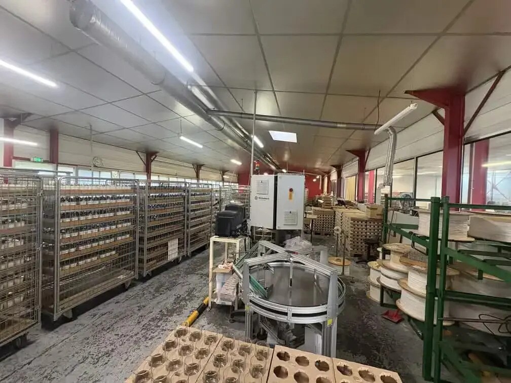 Light Industrial in Argenteuil for sale Interior Photo- Image 1 of 6