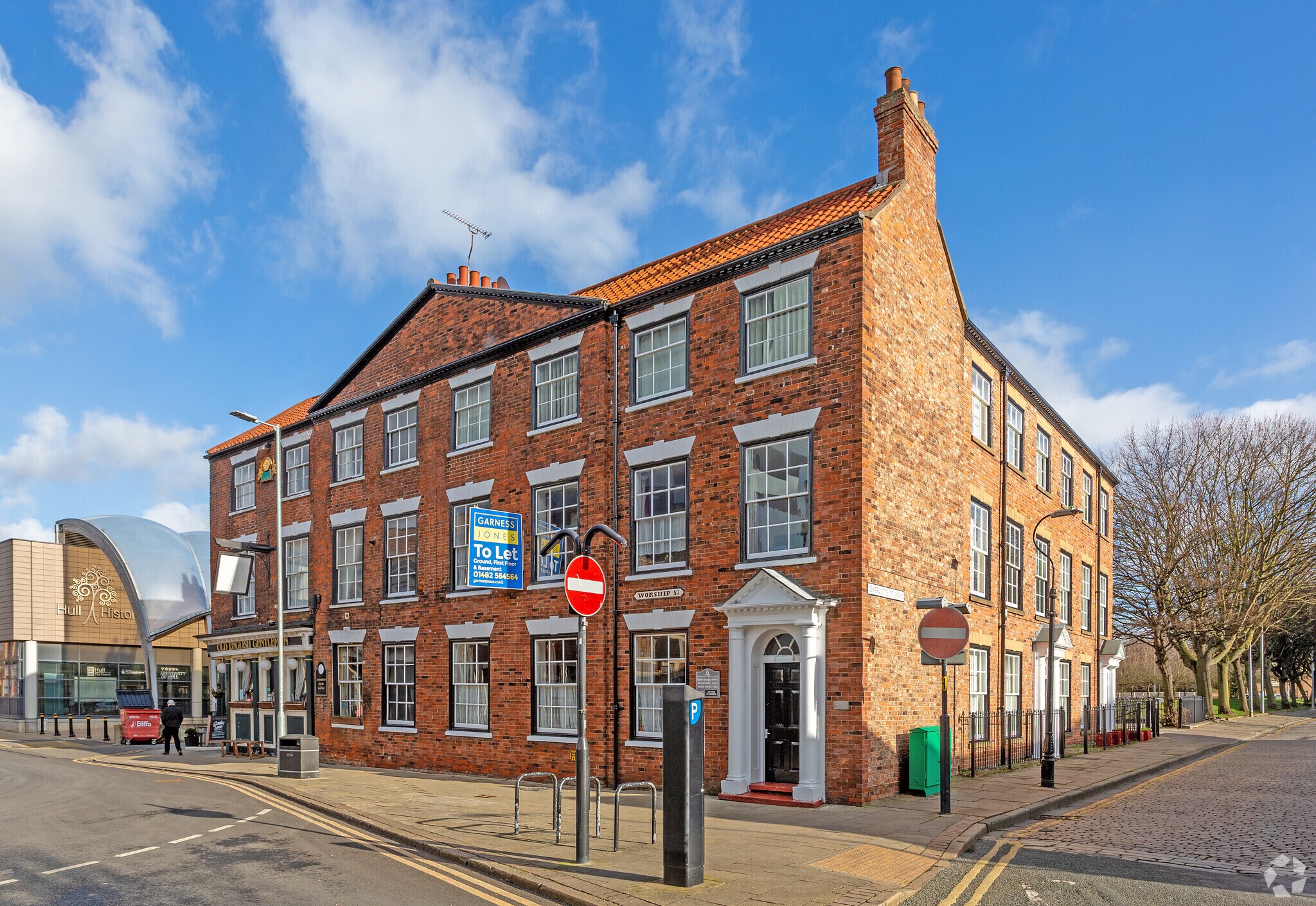 23-25 Workship St, Hull for rent Primary Photo- Image 1 of 3