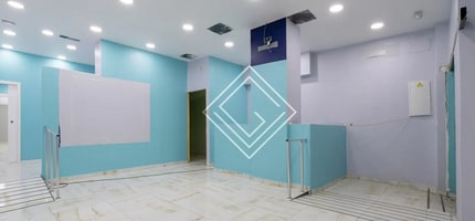 Retail in Madrid, Madrid to rent Interior Photo- Image 2 of 7