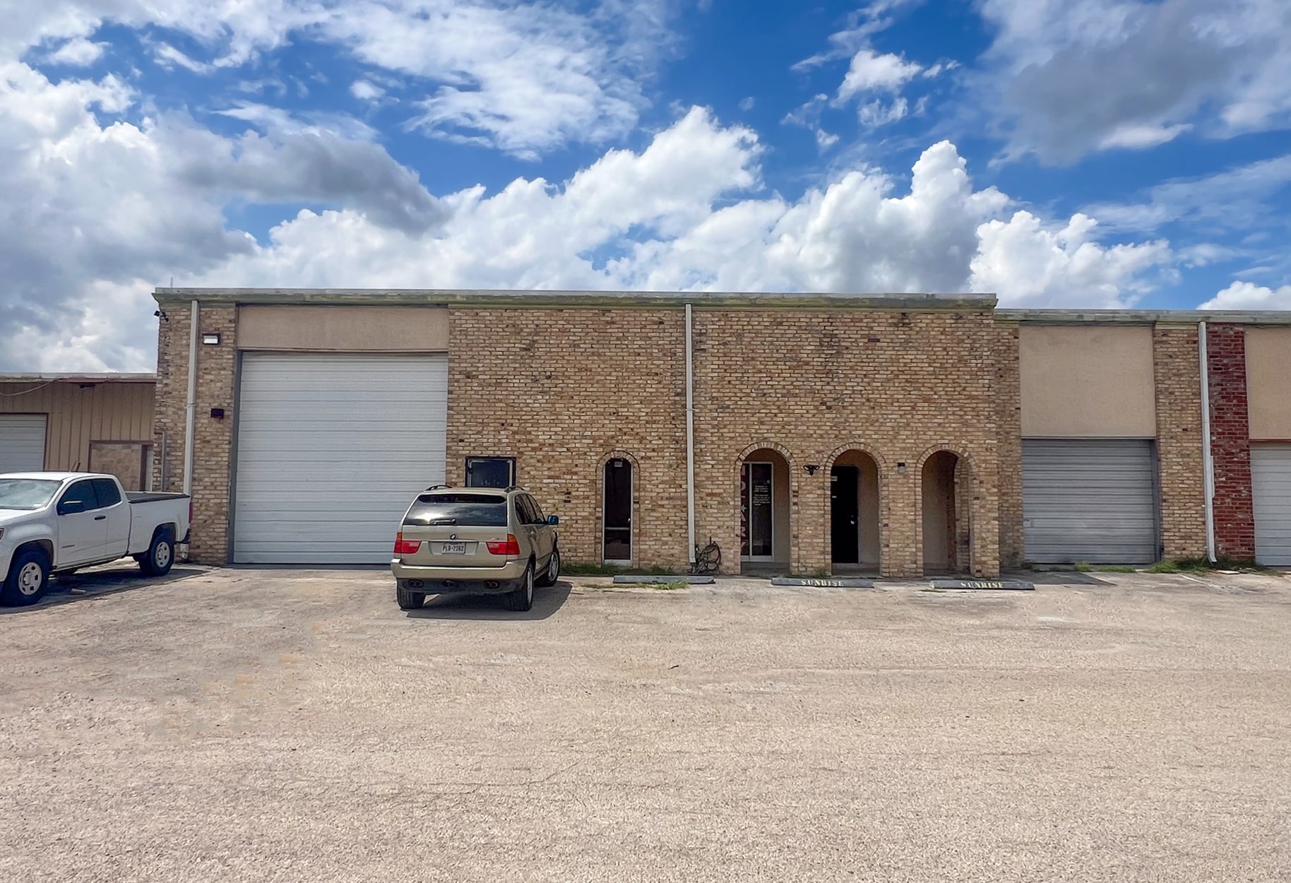 314 E Nakoma St, San Antonio, TX to rent Building Photo- Image 1 of 5