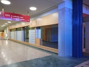 651 Nicollet Mall, Minneapolis, MN to rent Building Photo- Image 2 of 8