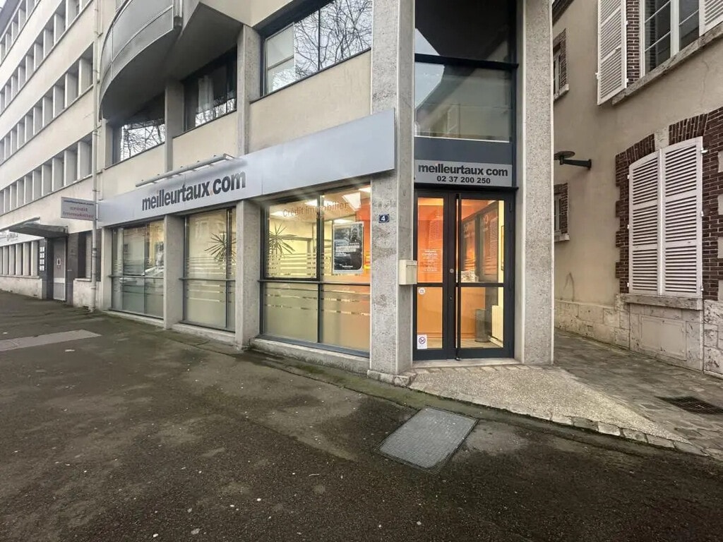 Location Commerce 118 m² - Photo 1