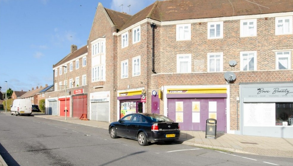 Ranmore Path, Orpington to rent - Building Photo - Image 3 of 5