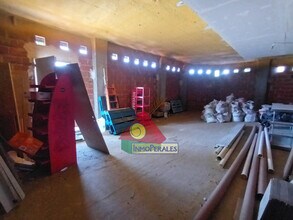 Retail in Madrid, Madrid to rent Interior Photo- Image 1 of 6