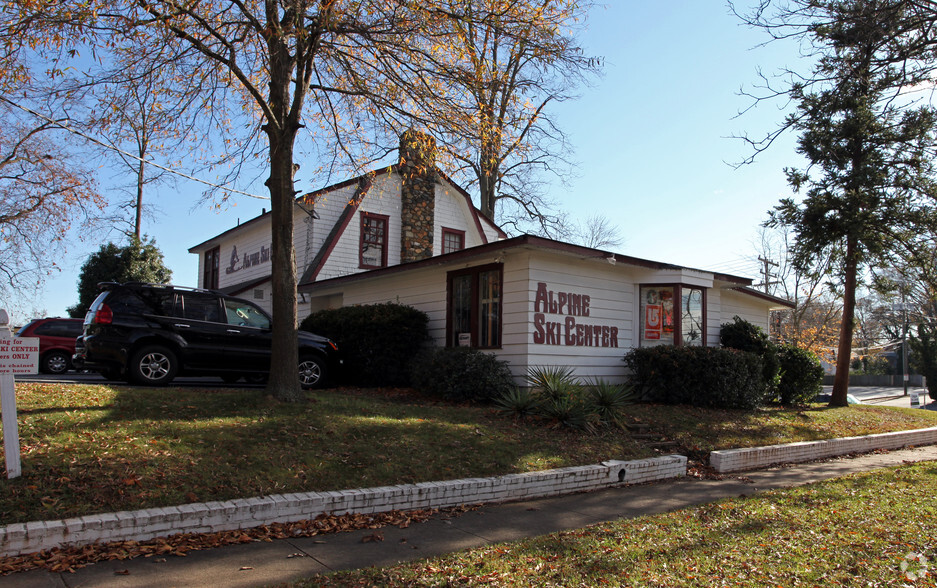 1501 East Blvd, Charlotte, NC for sale - Primary Photo - Image 1 of 1