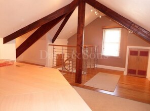 126 Caerleon Rd, Newport to rent Interior Photo- Image 2 of 3